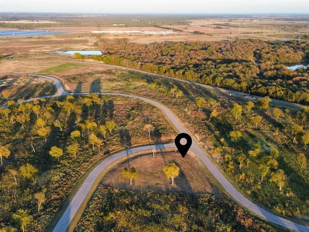 1.45 acres in Navarro County gallery image 4