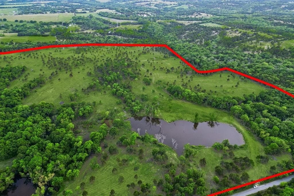 109.78 acres in Grayson County gallery image 3