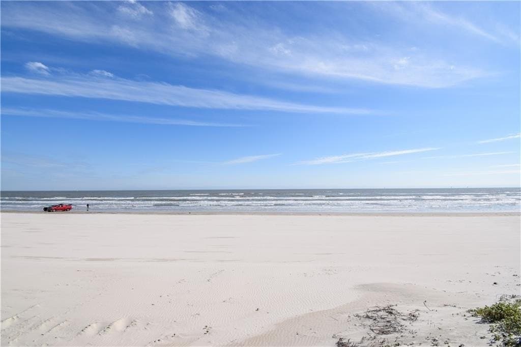0.16 acres in Nueces County - photo 8