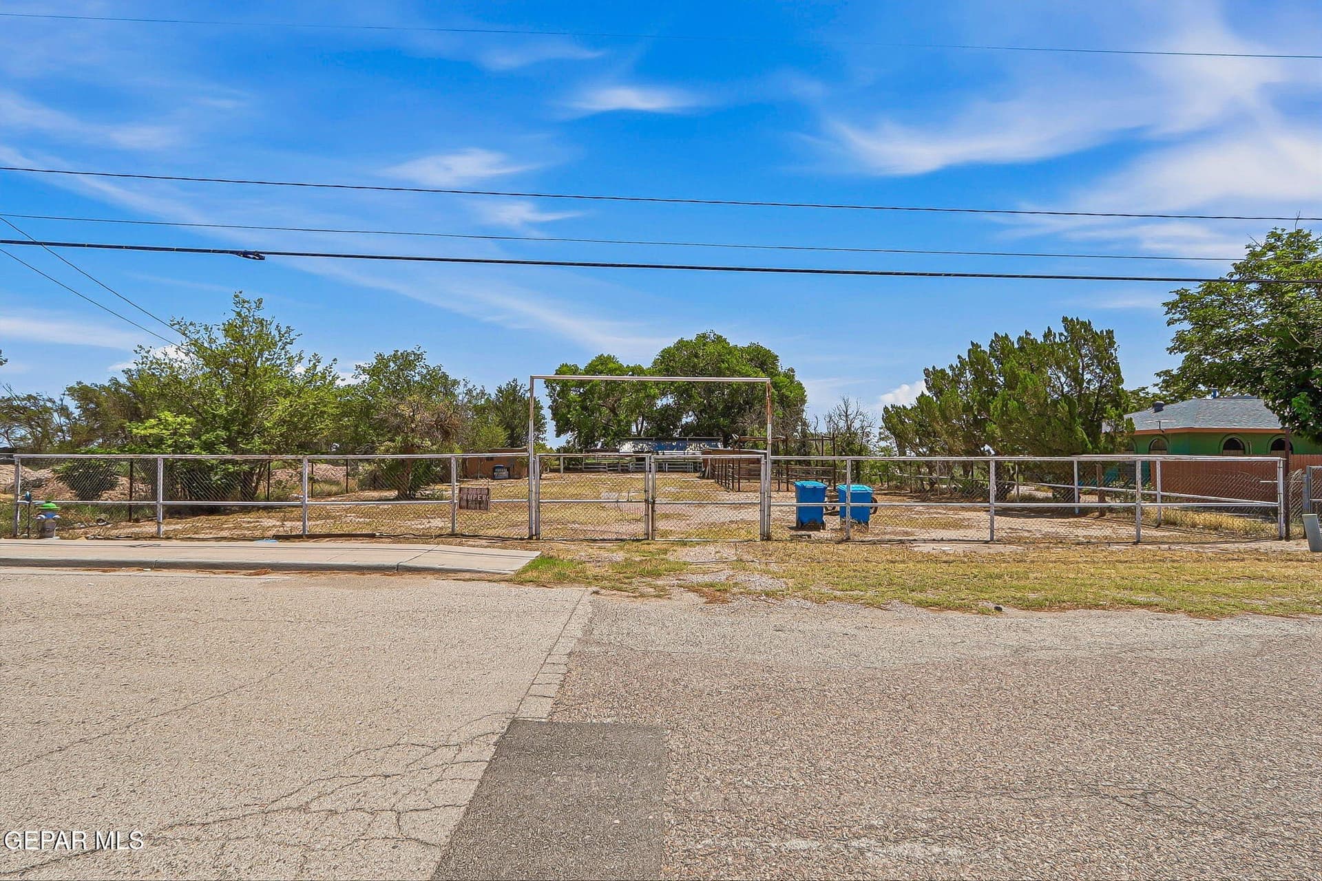 0.47 acres in El Paso County gallery image 3
