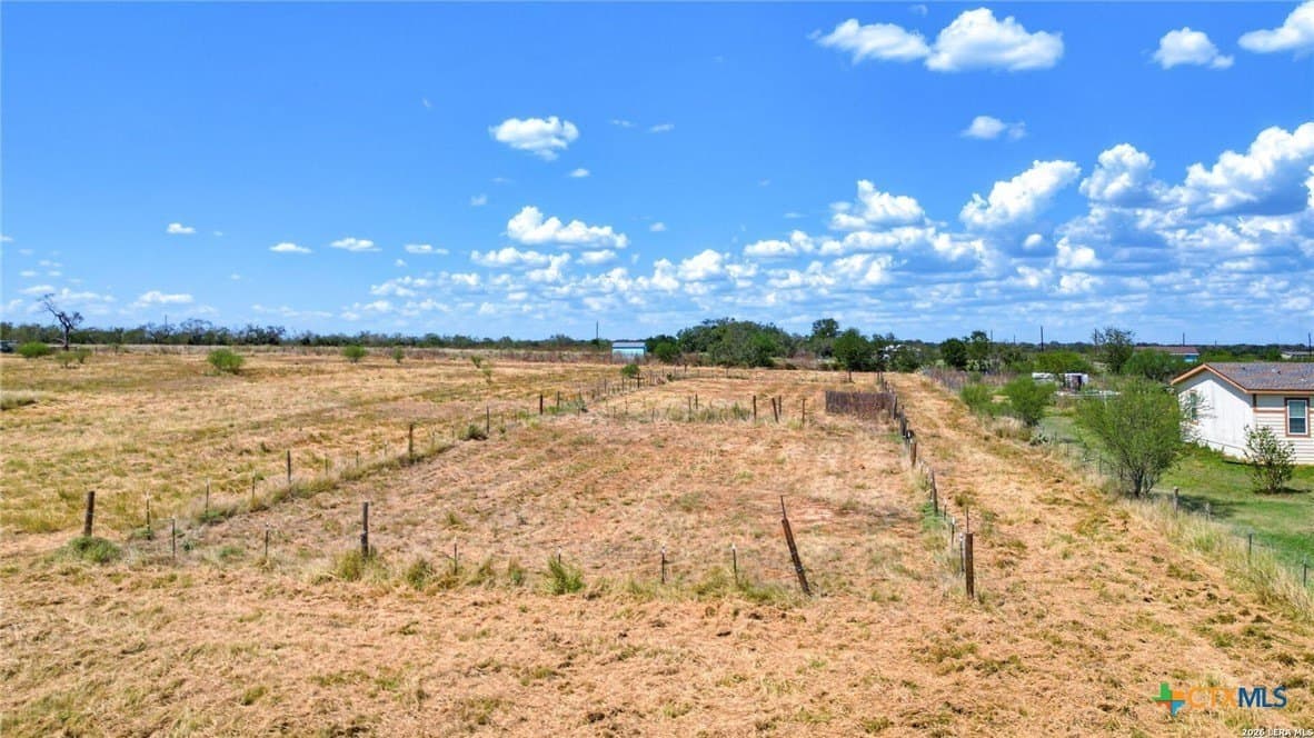 8.5 acres in Gonzales County - photo 10