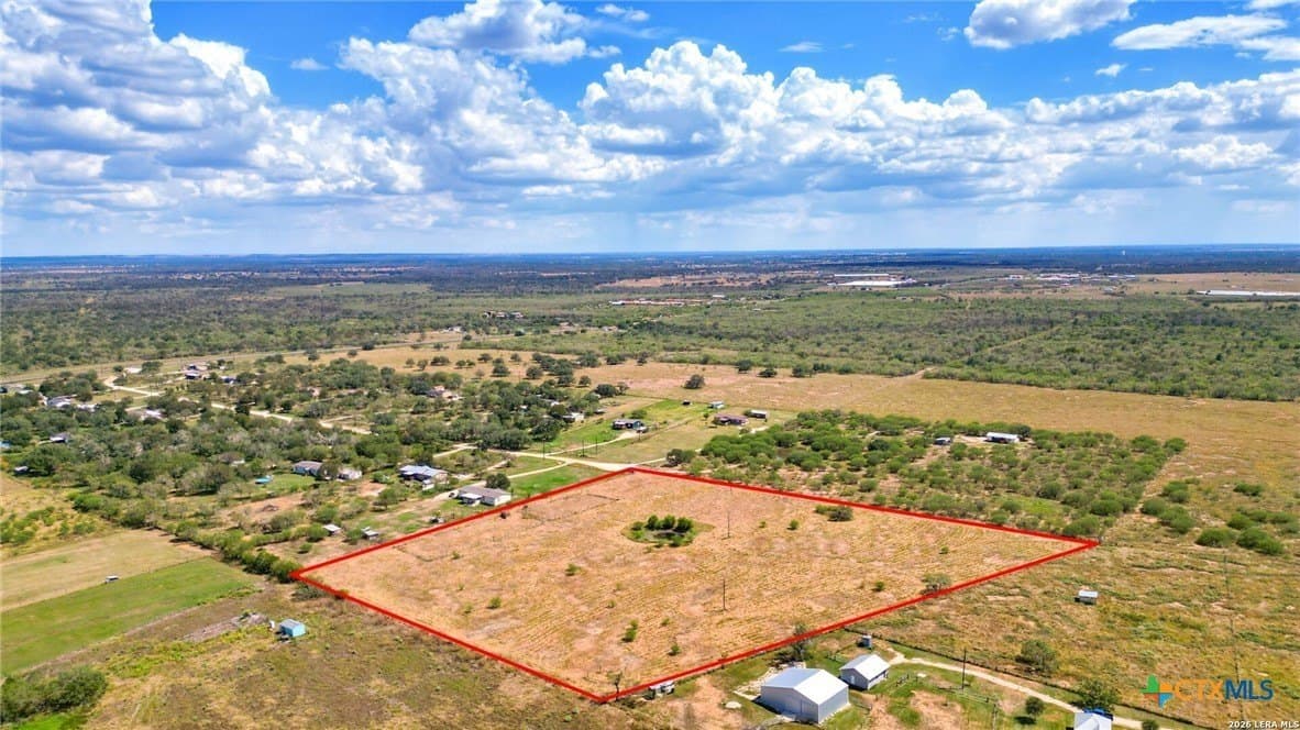 8.5 acres in Gonzales County - photo 3