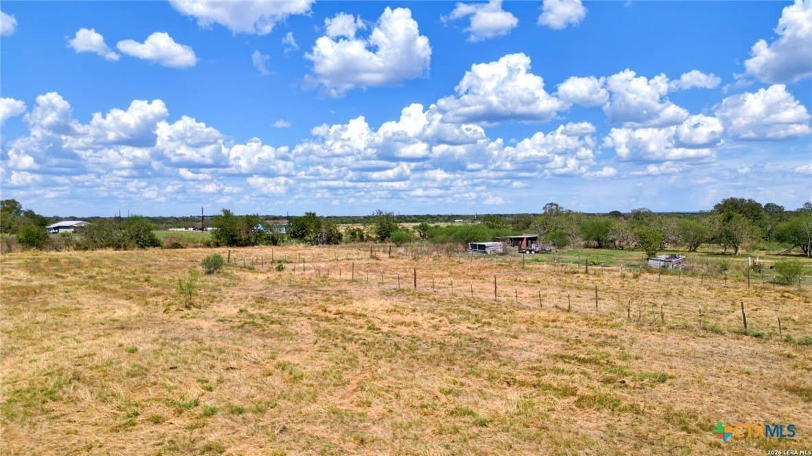 8.5 acres in Gonzales County - photo 11