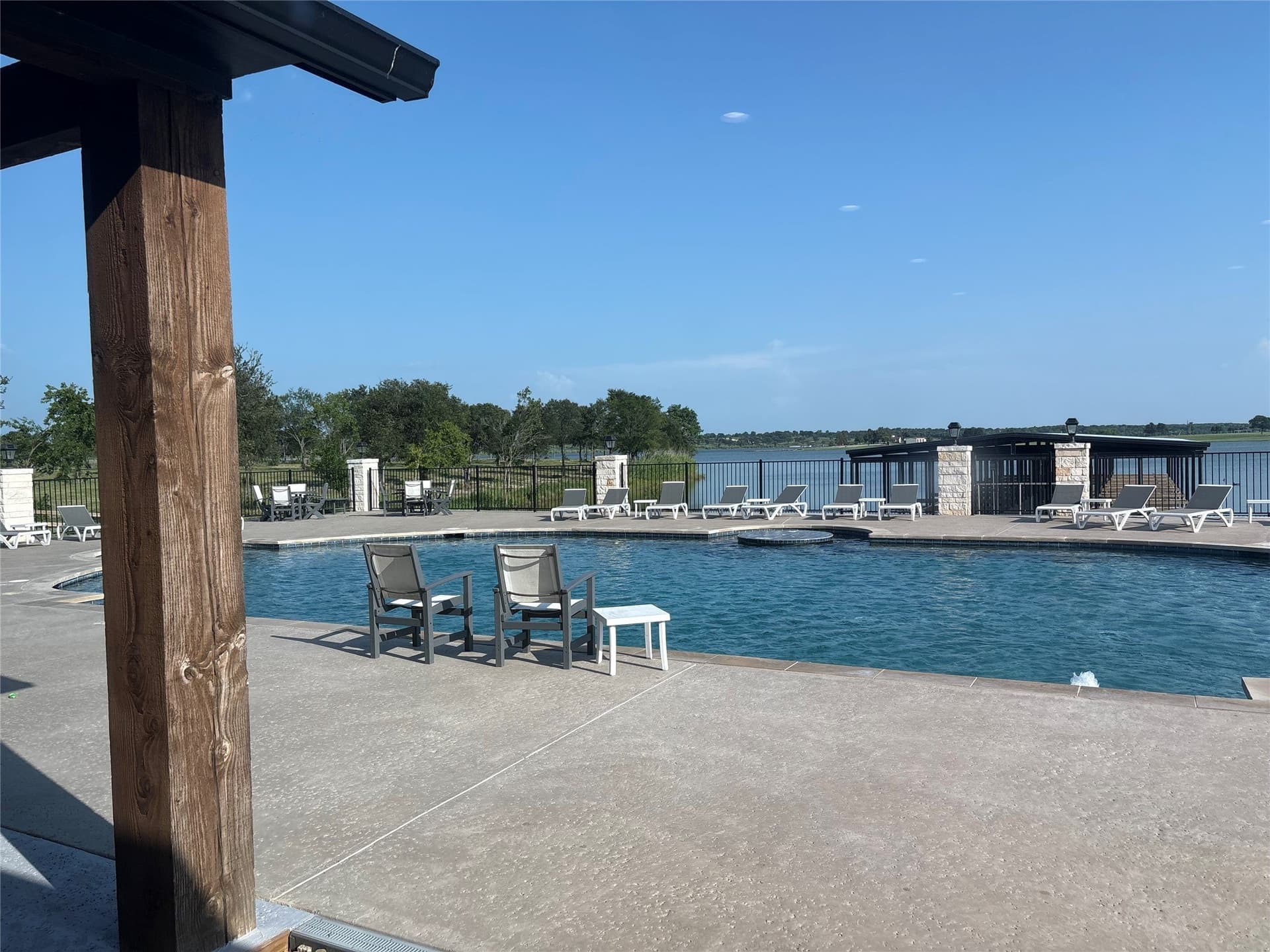 1.01 acres in Navarro County - photo 18