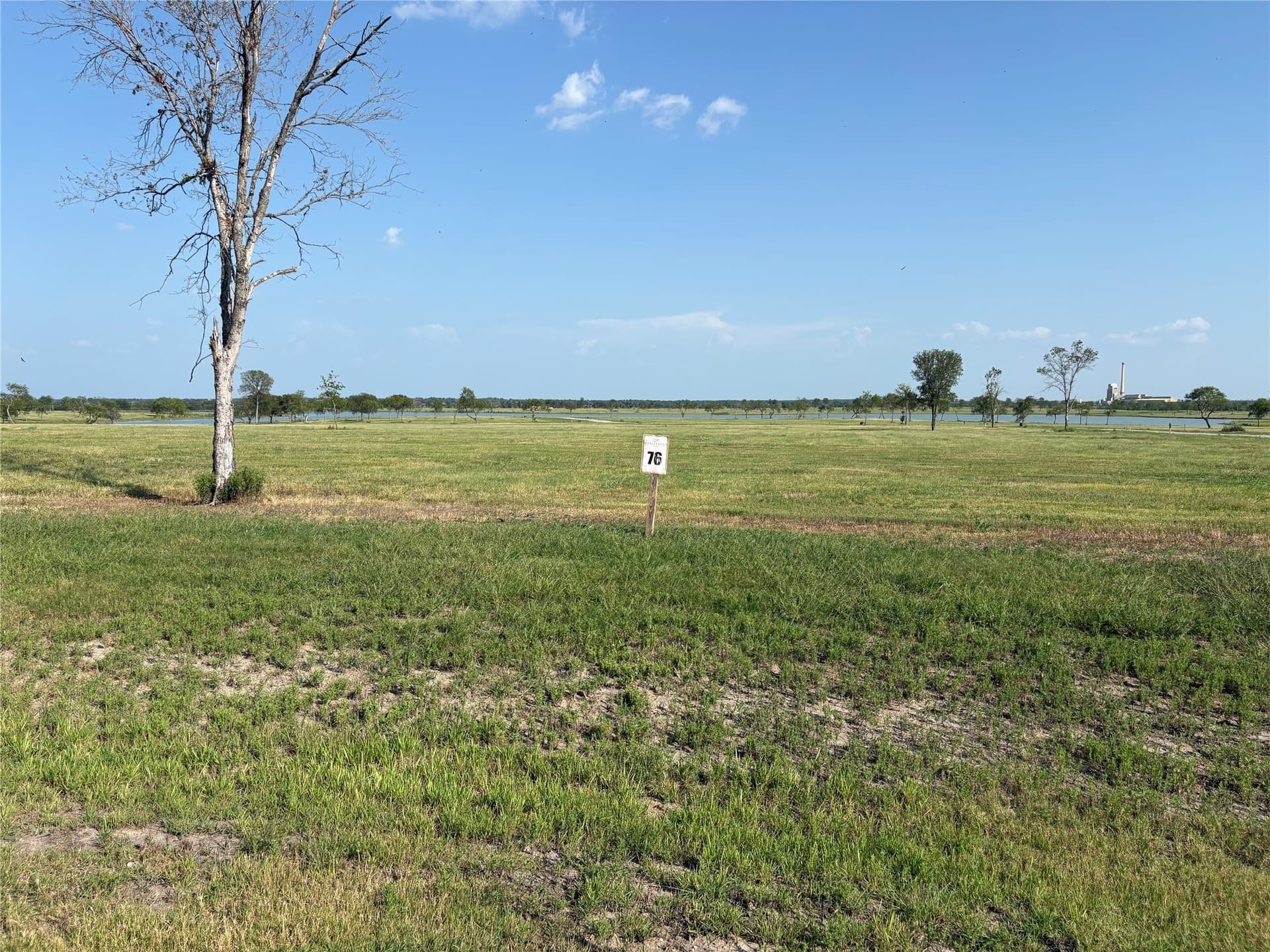 1.01 acres in Navarro County - photo 4
