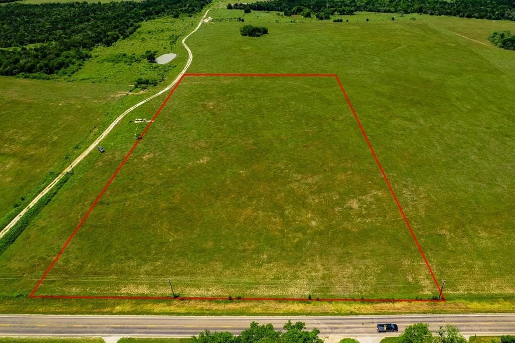 10 acres in Kaufman County