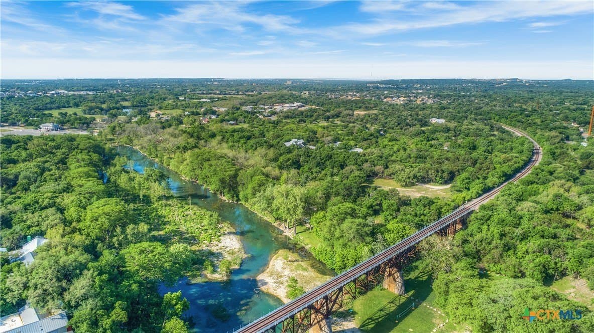 0.95 acres in Comal County - photo 34