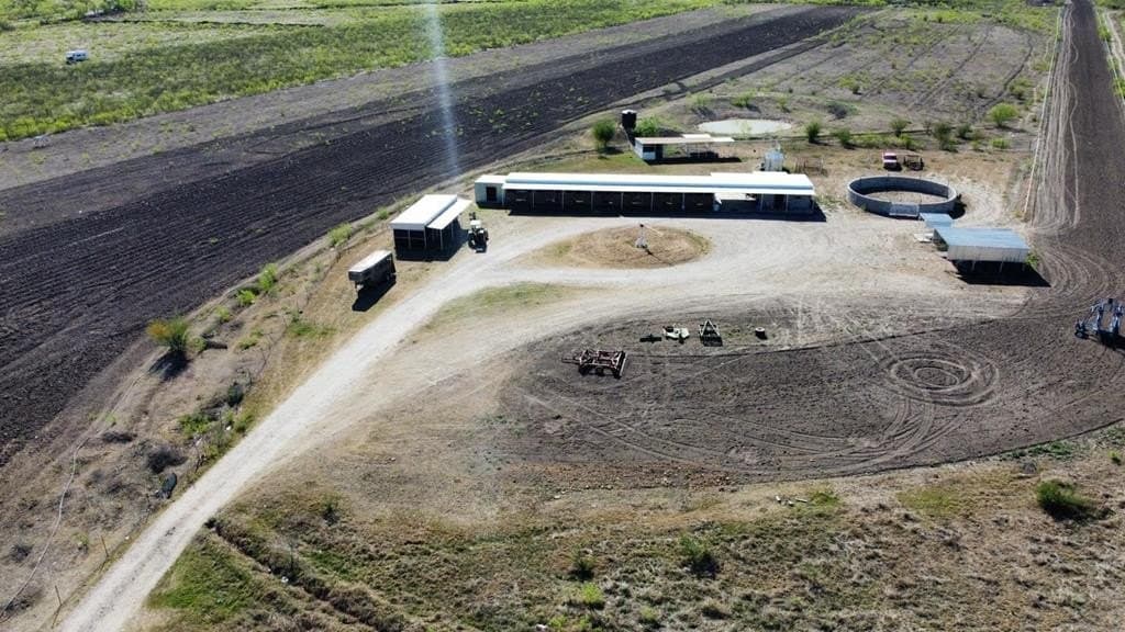 10.04 acres in Maverick County