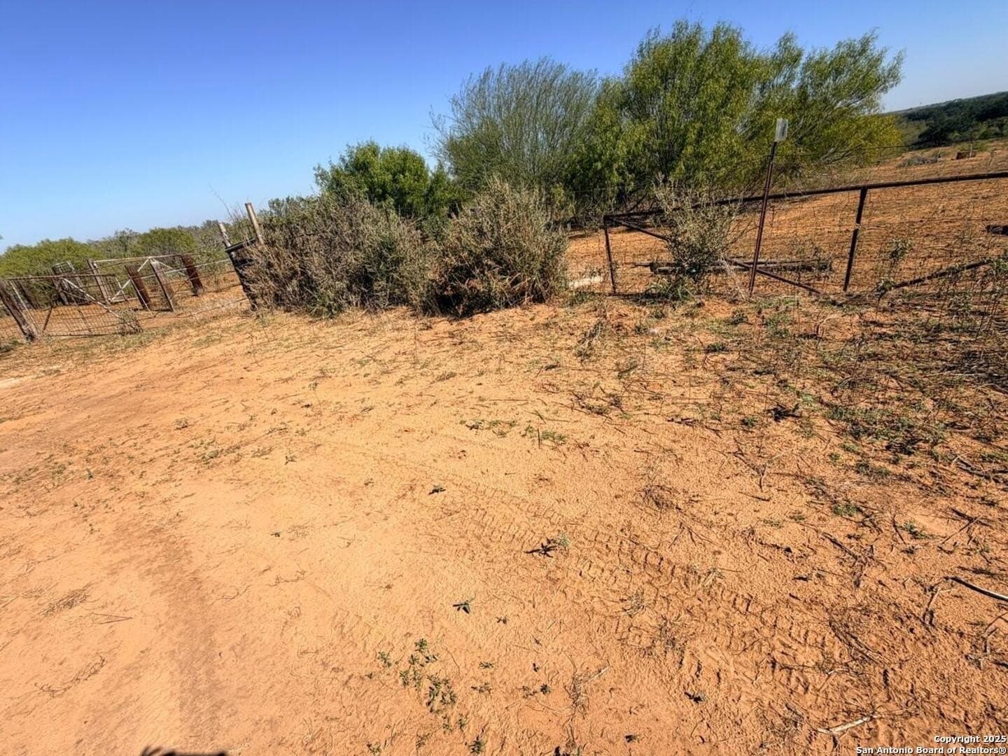 71.85 acres in Atascosa County - photo 17