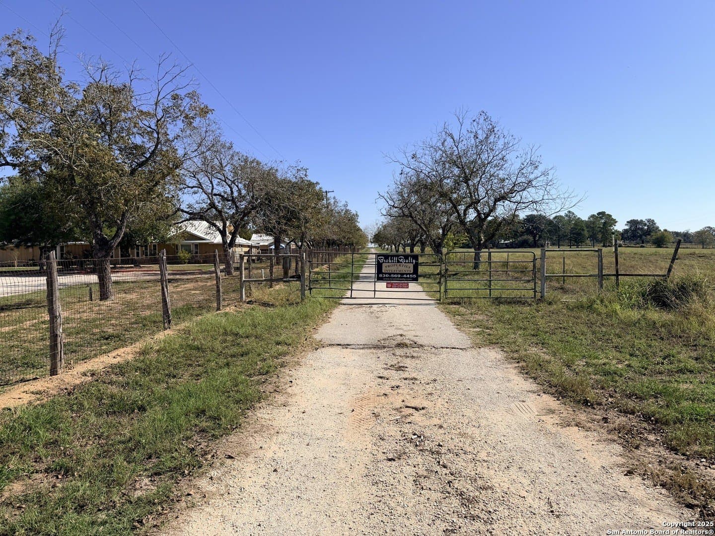 71.85 acres in Atascosa County