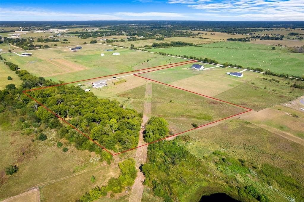 10 acres in Van Zandt County