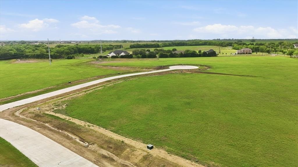 1.01 acres in Ellis County gallery image 3