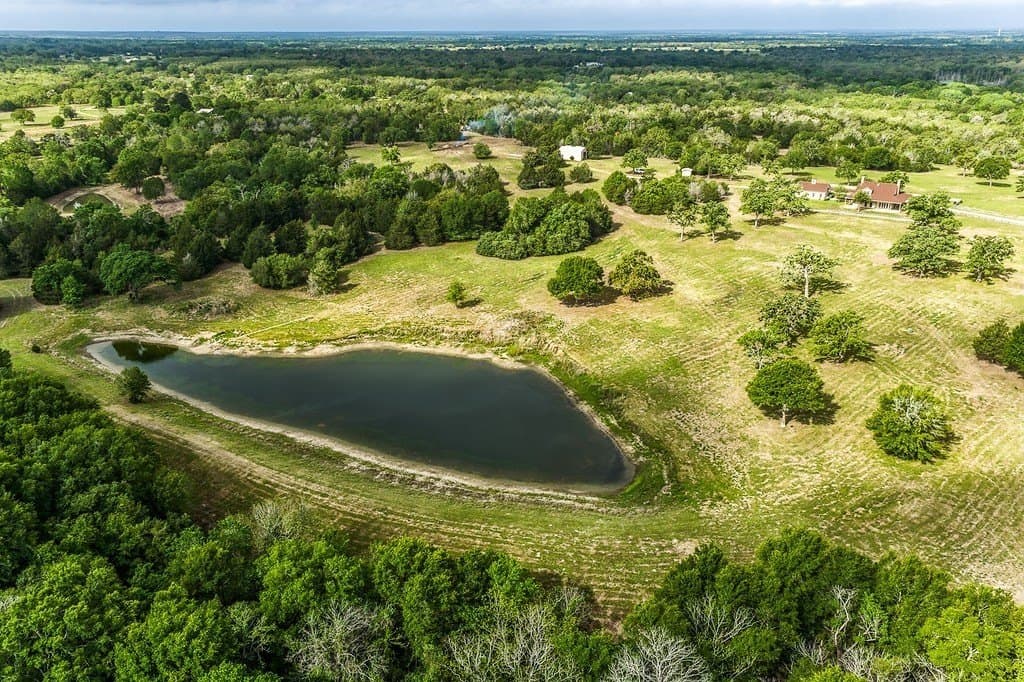 13.6 acres in Washington County gallery image 3