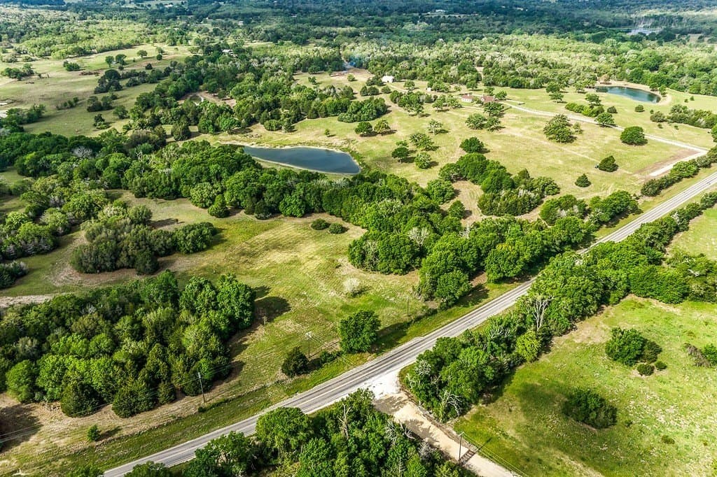 13.6 acres in Washington County gallery image 4