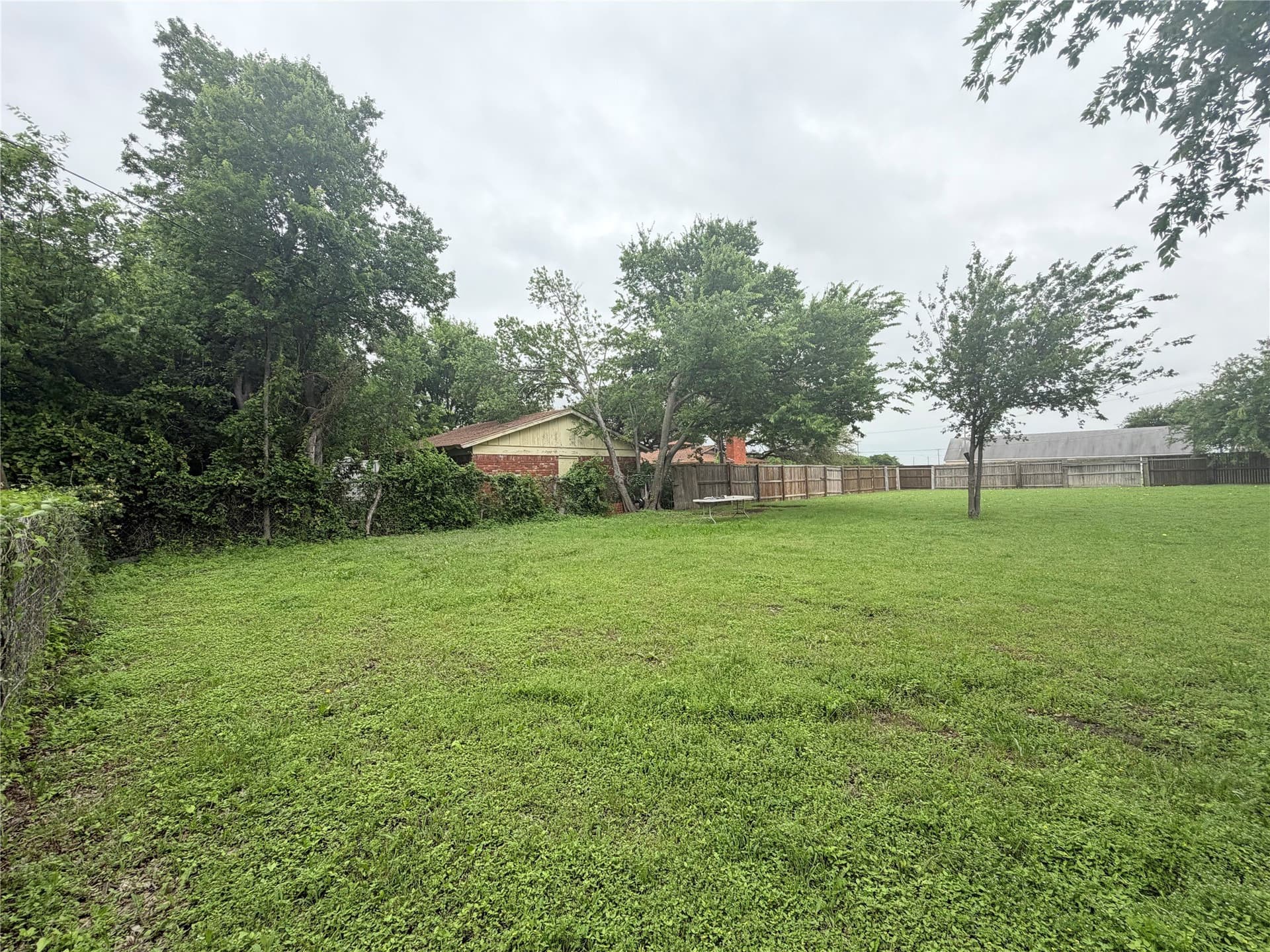 0.24 acres in Tarrant County - photo 5