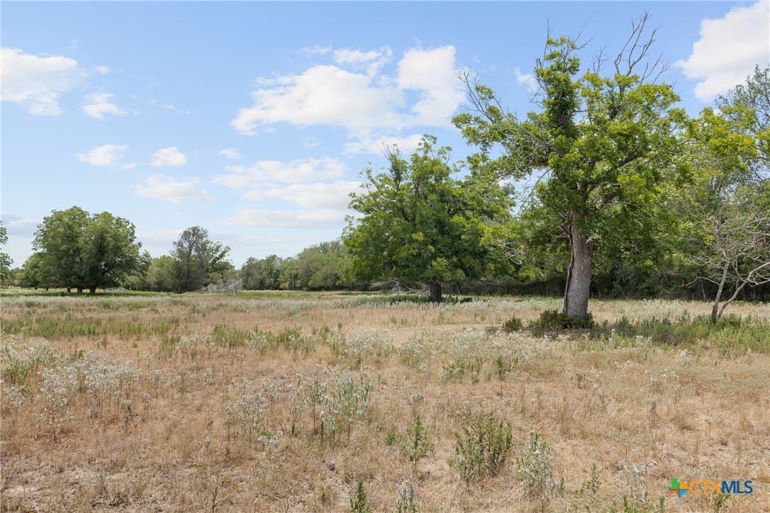 10.88 acres in Caldwell County - photo 2