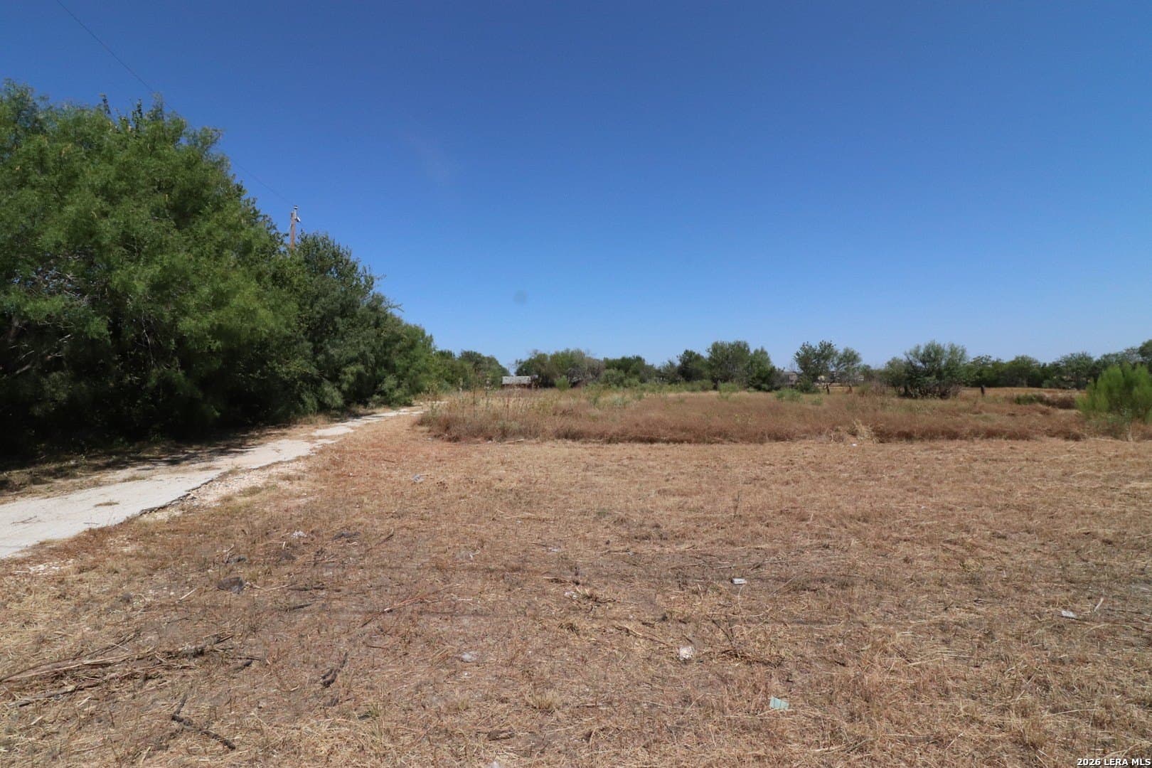 2 acres in Bexar County - photo 11