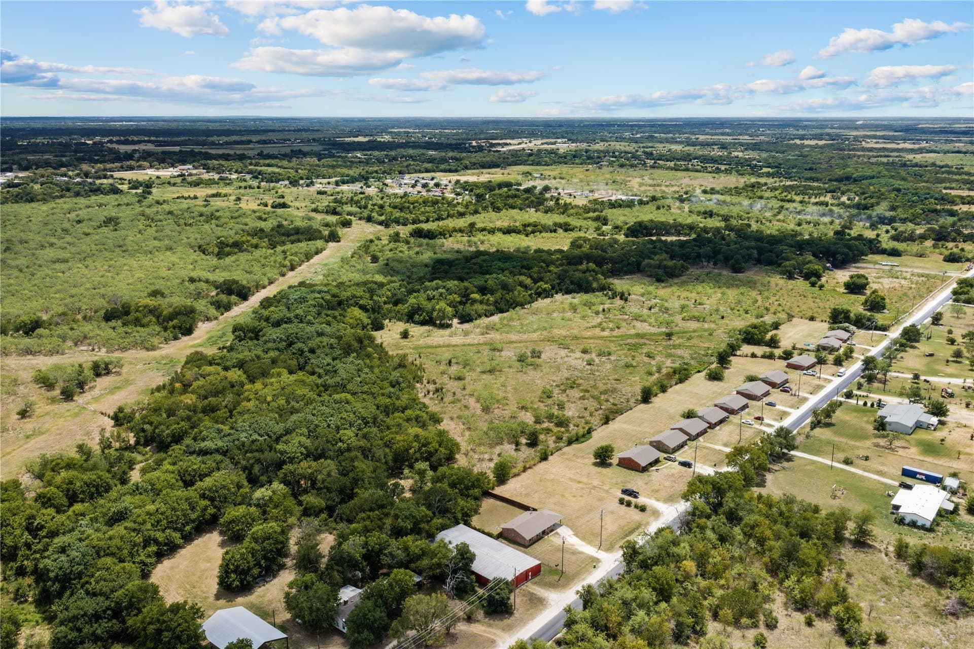 23.35 acres in Navarro County - photo 3
