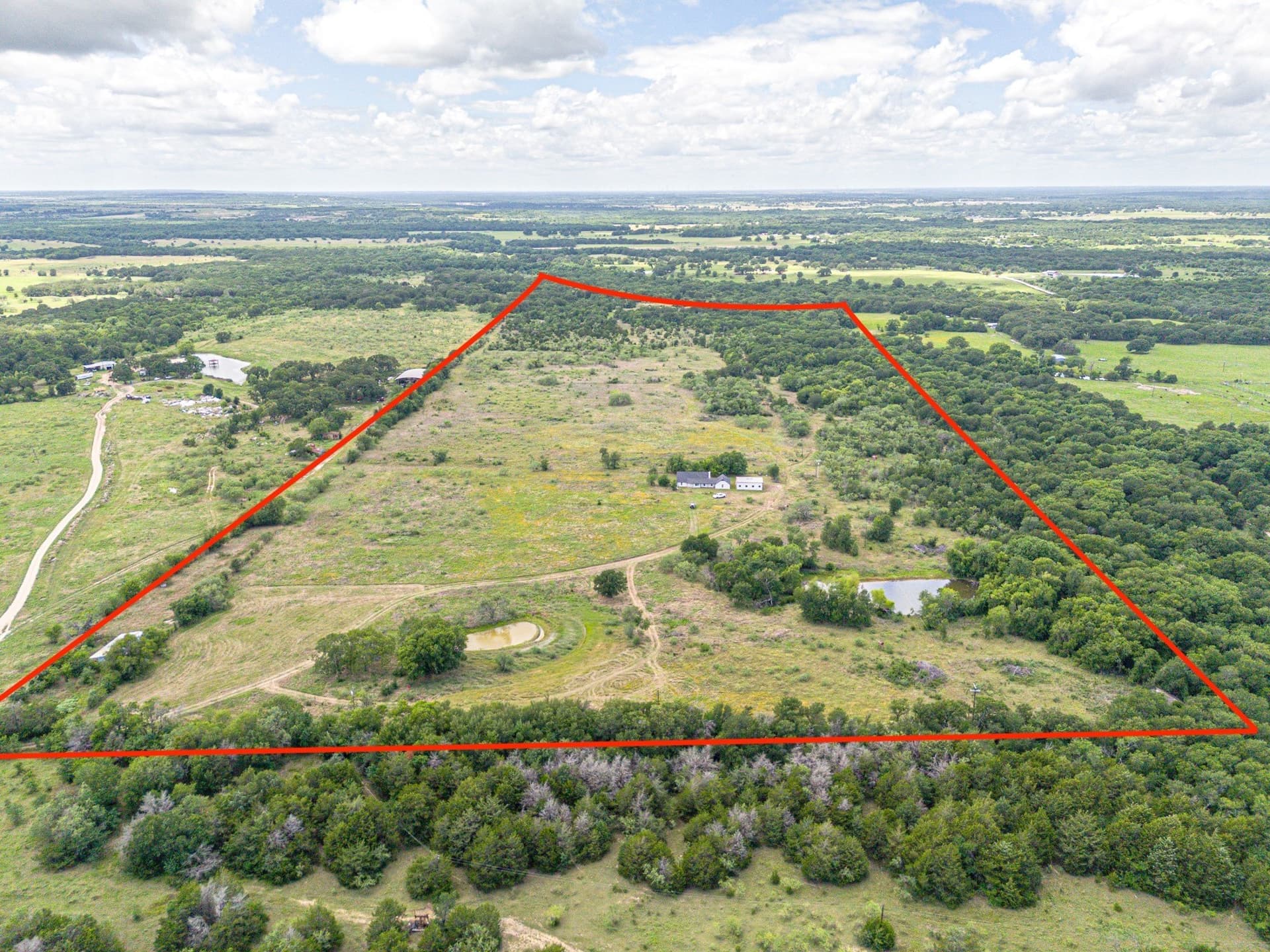122.17 acres in Navarro County - photo 2