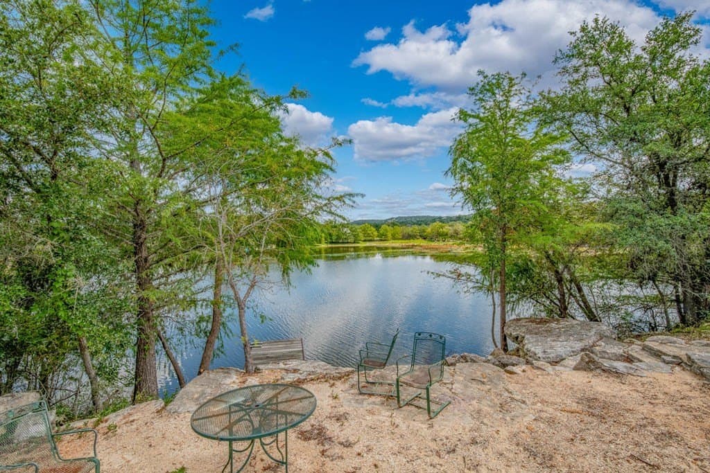 138 acres in Kerr County gallery image 2