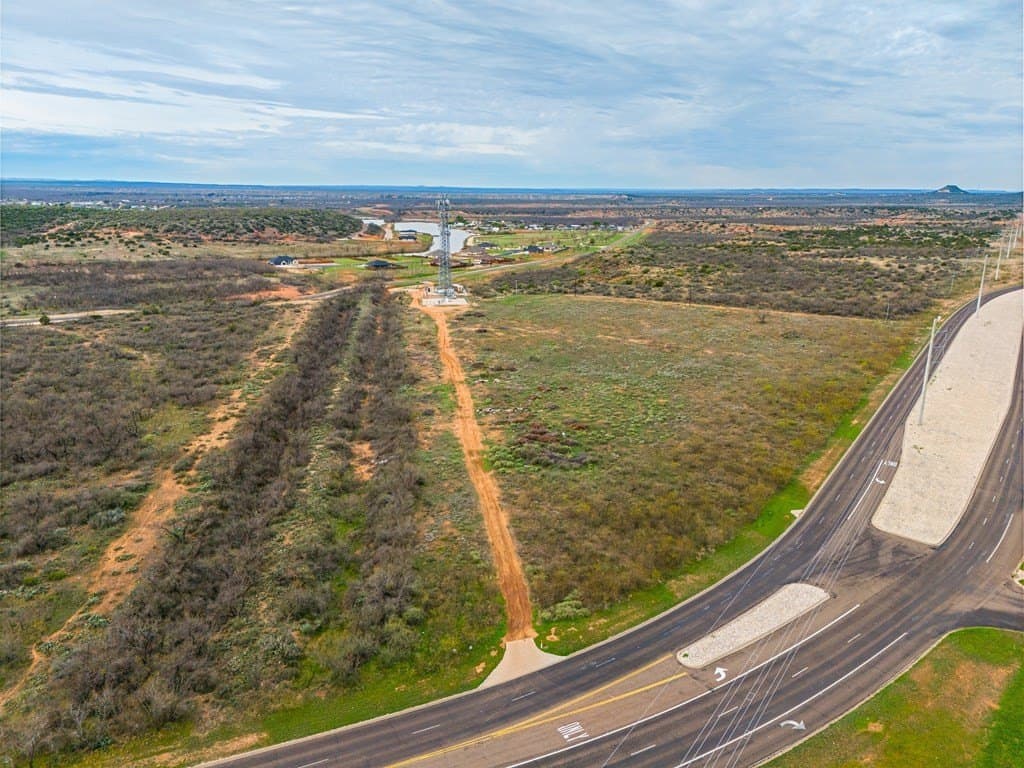10.83 acres in Tom Green County gallery image 3