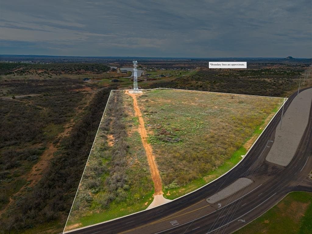 10.83 acres in Tom Green County gallery image 2