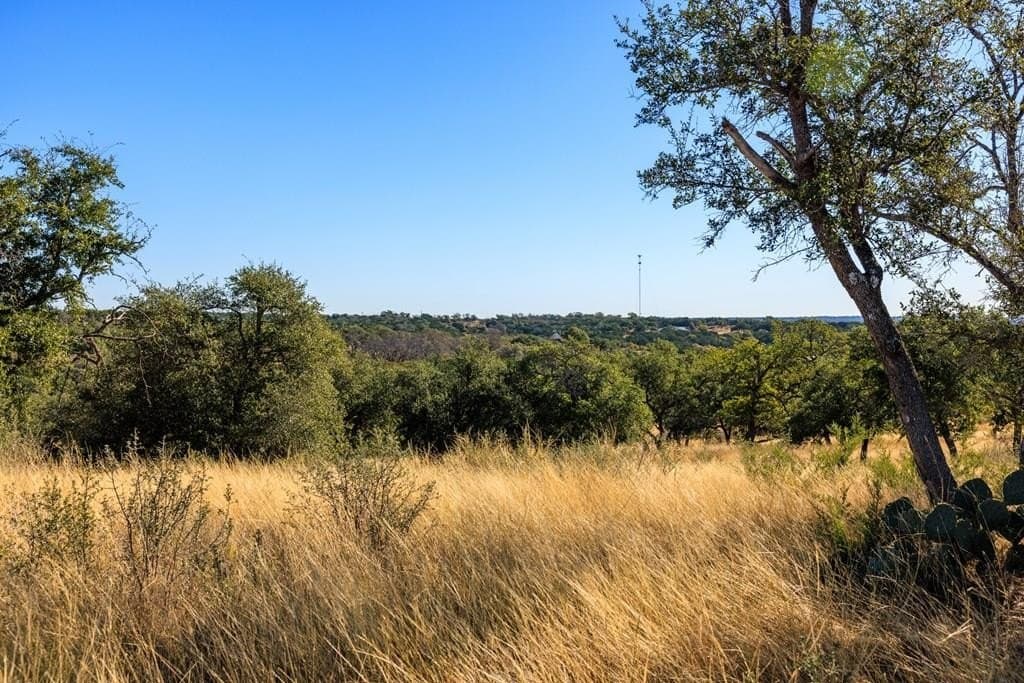 10.09 acres in Gillespie County