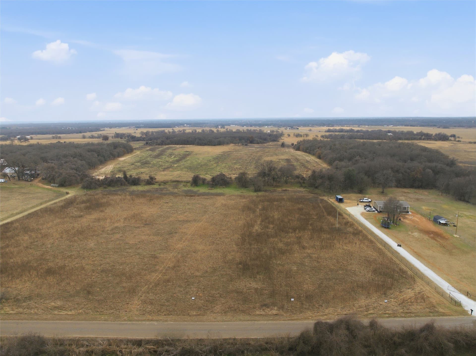 1 acres in McLennan County - photo 3