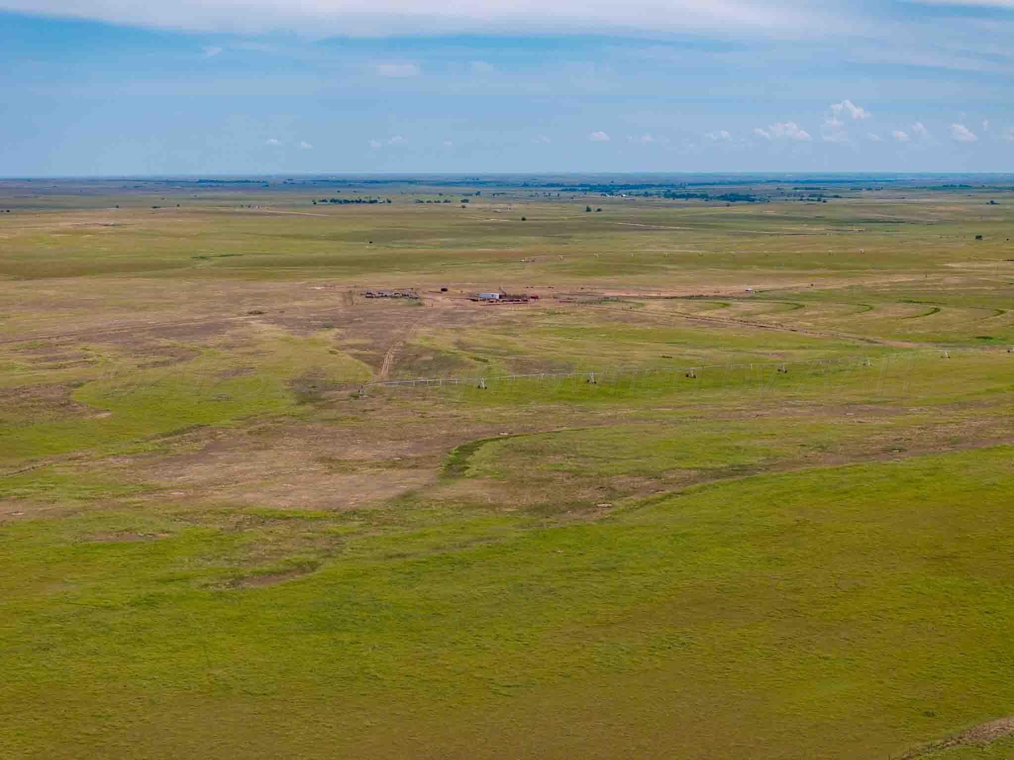 495 acres in Lipscomb County - photo 7