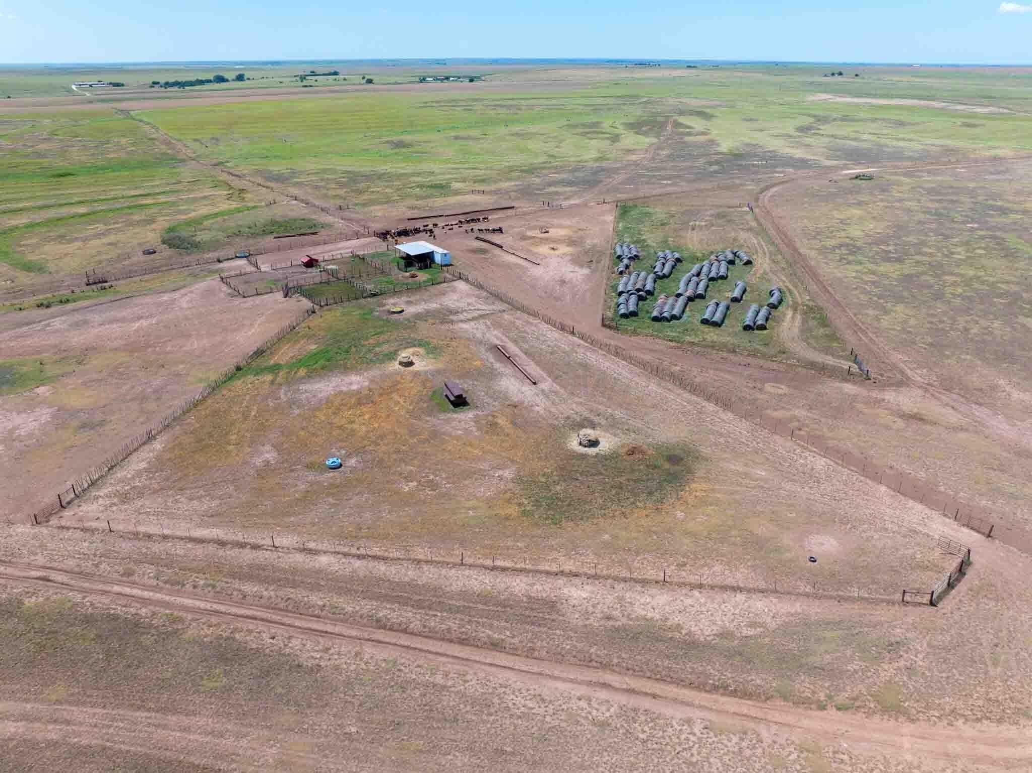 495 acres in Lipscomb County - photo 13