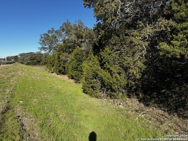 0.89 acres in Comal County - photo 5