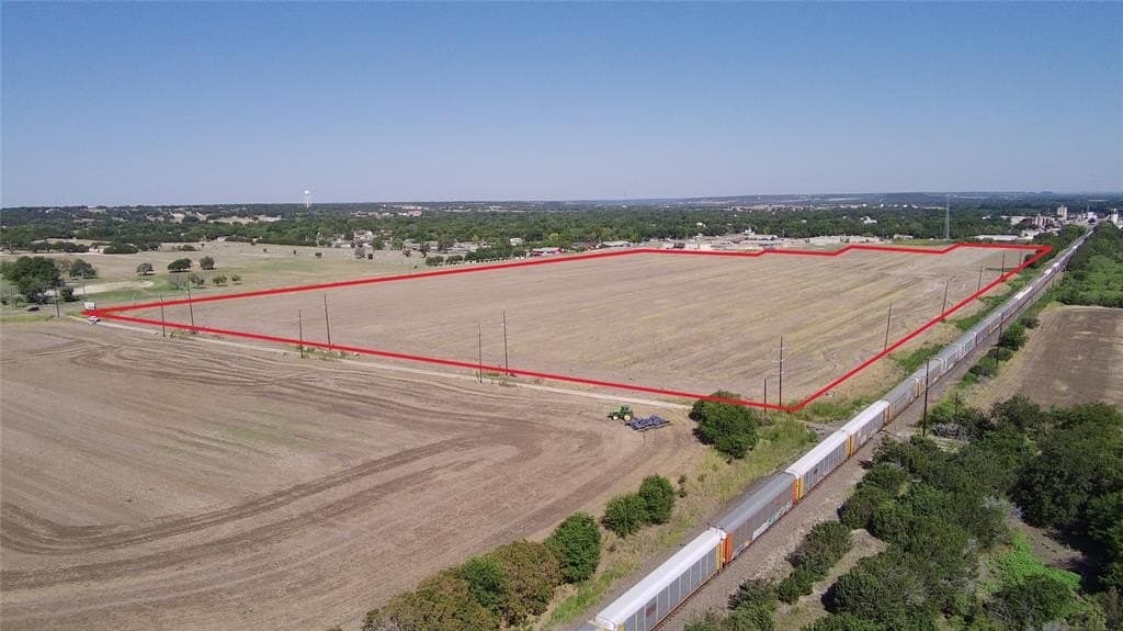 58.13 acres in Bosque County gallery image 3