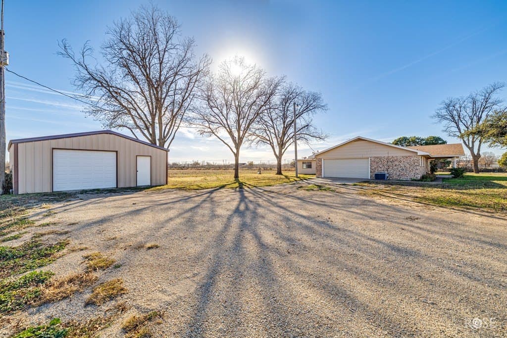 10 acres in Tom Green County - photo 31