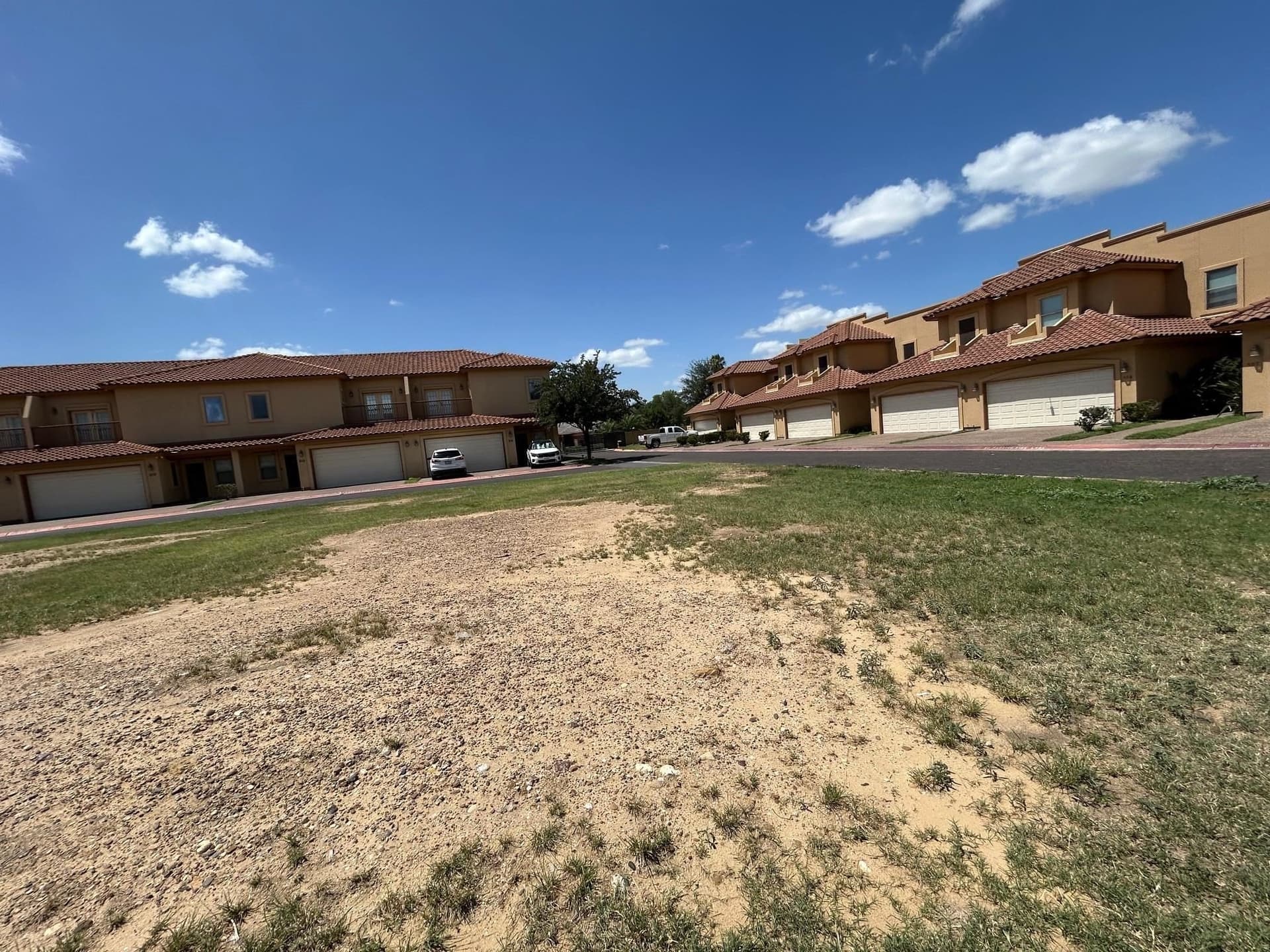 0.5 acres in Webb County - photo 4