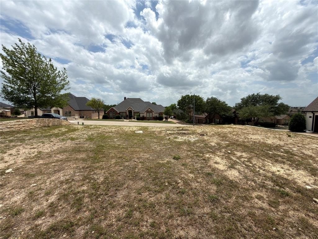 0.25 acres in Tarrant County gallery image 2