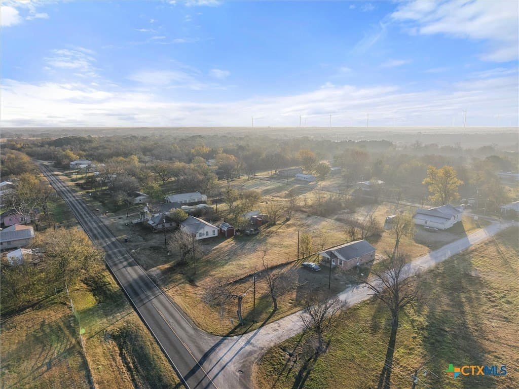 0.32 acres in Navarro County