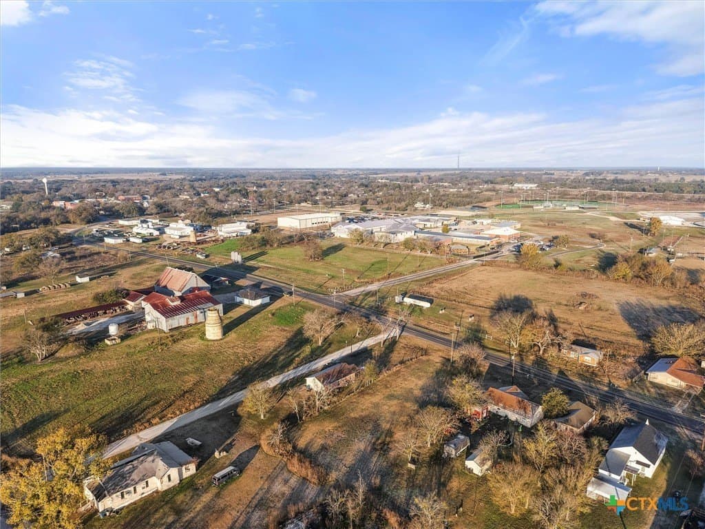 0.32 acres in Navarro County - photo 4