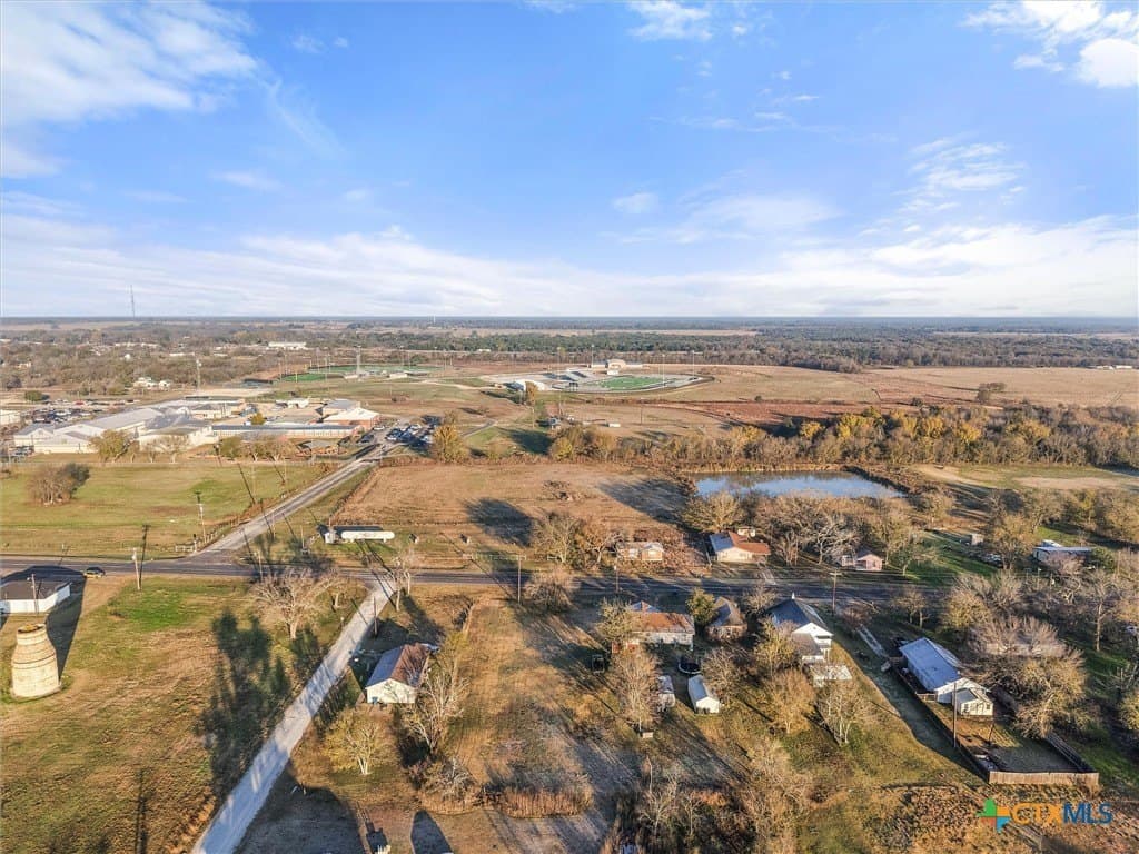 0.32 acres in Navarro County - photo 5