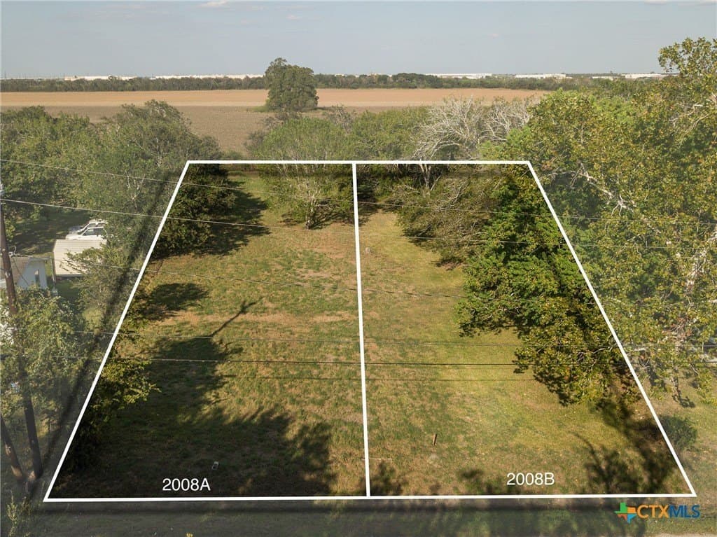 0.32 acres in Victoria County