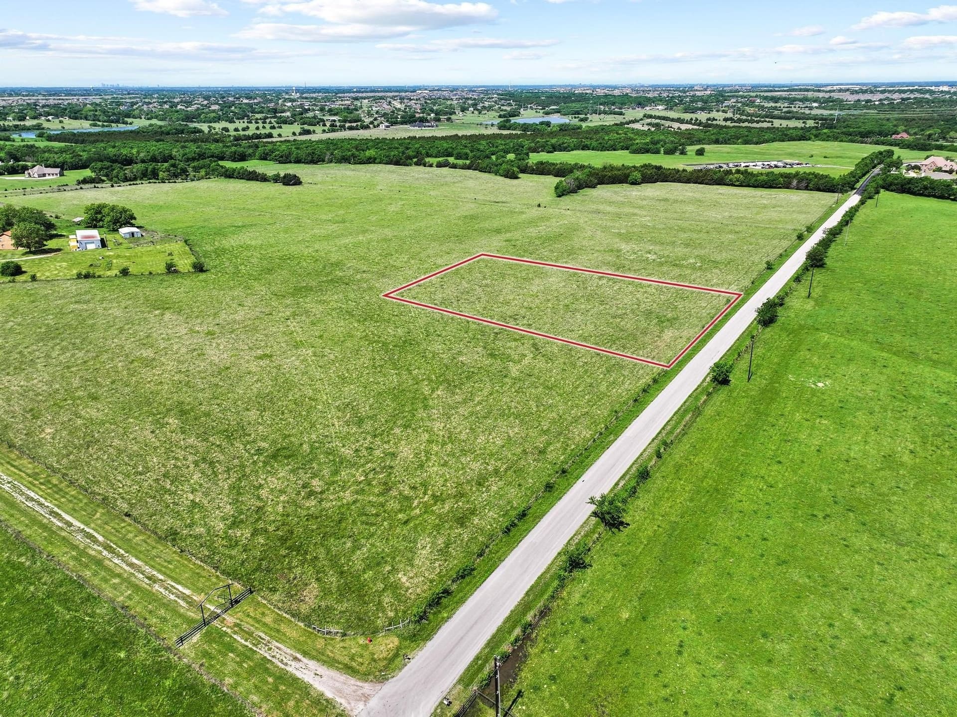 2.14 acres in Rockwall County - photo 3