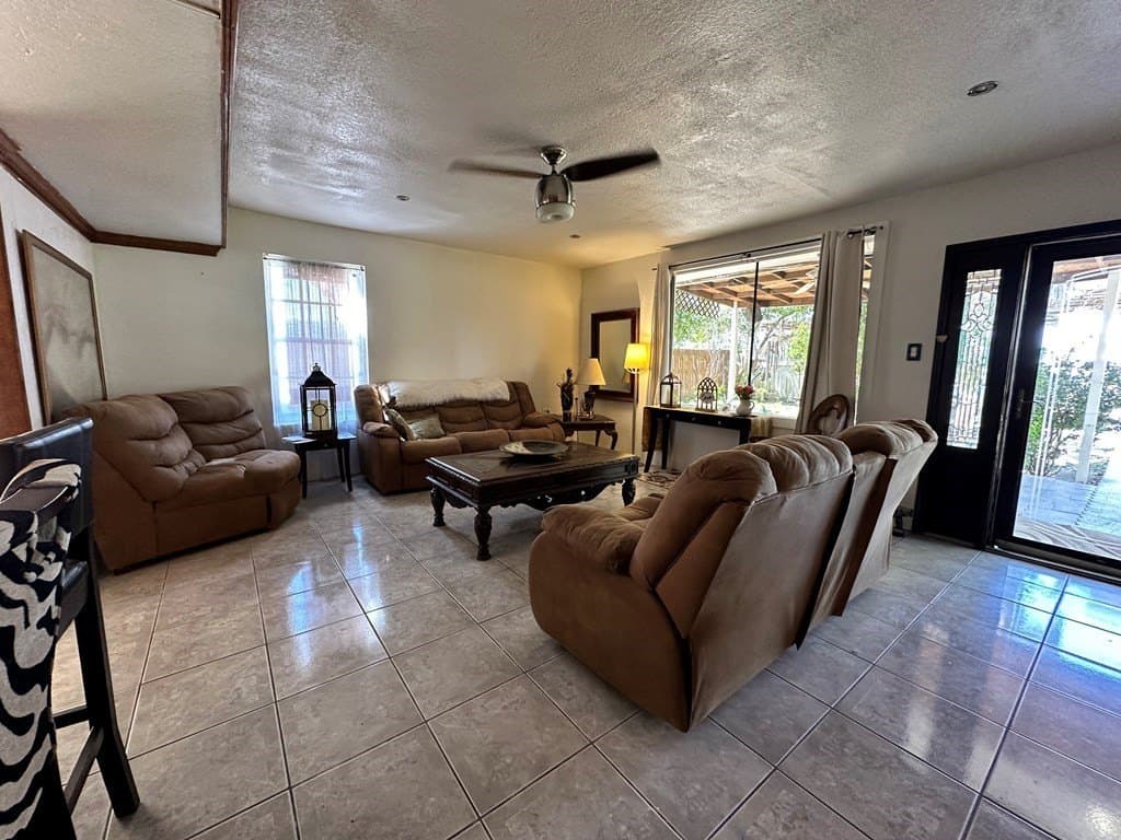 18,379 acres in Maverick County gallery image 2