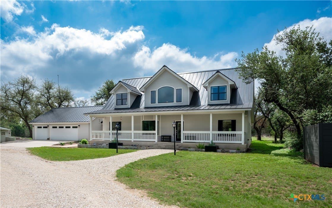 19 acres in Hays County