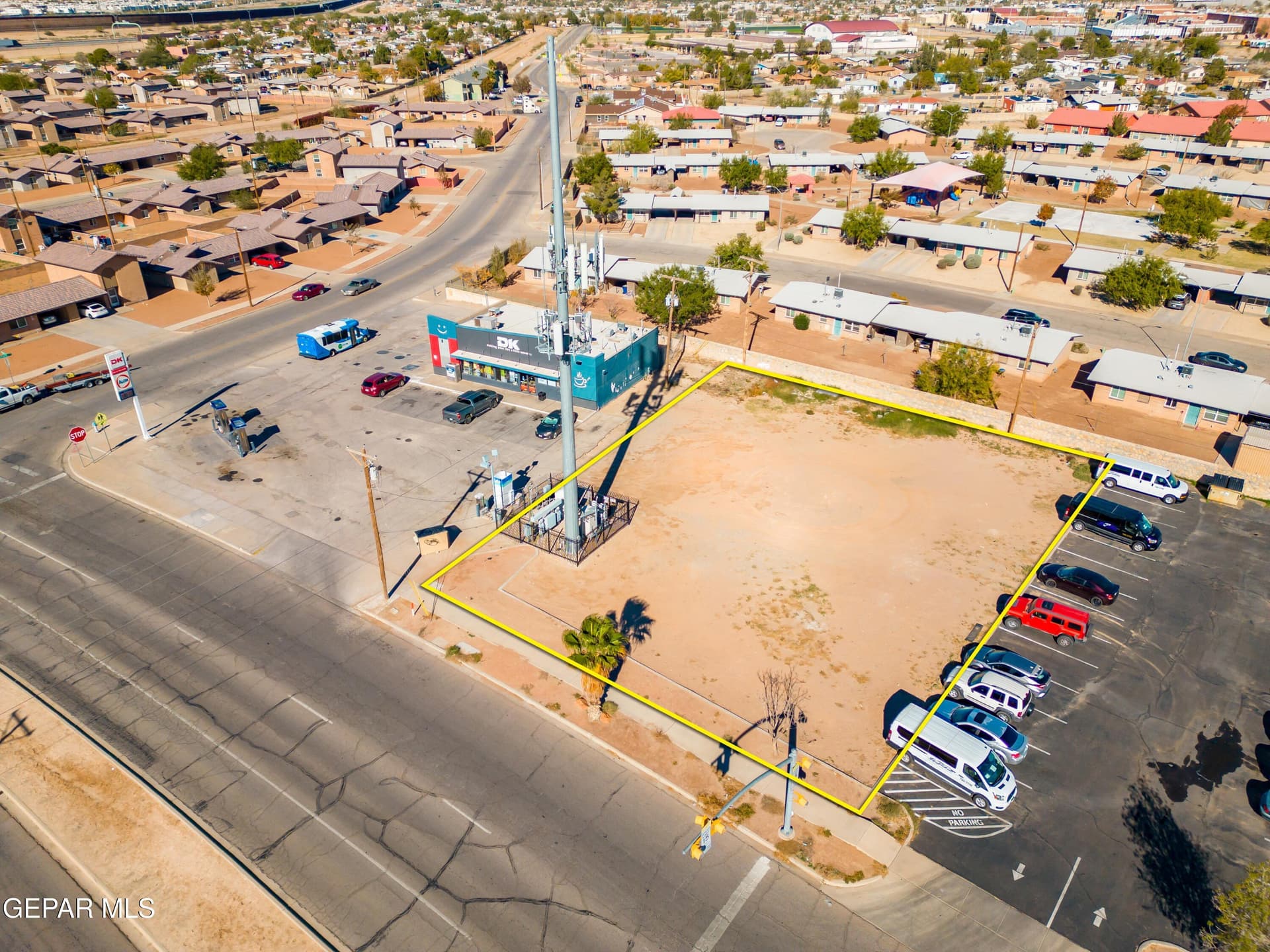 0.37 acres in El Paso County gallery image 2