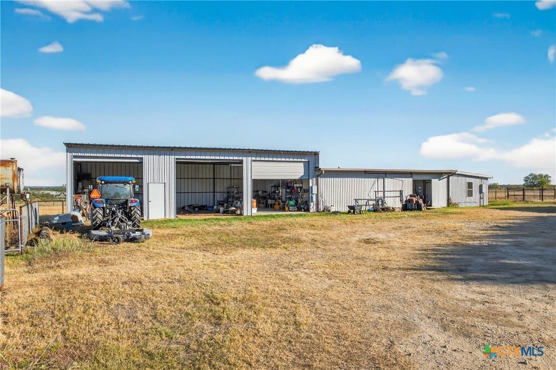 45 acres in Gonzales County - photo 42
