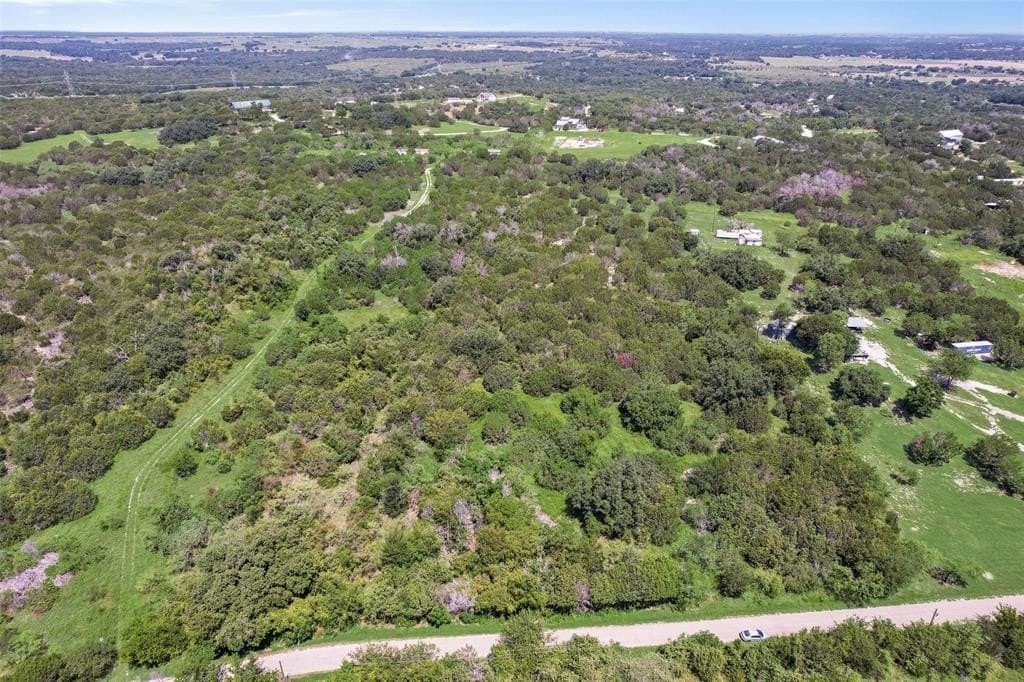 5.7 acres in Hood County gallery image 2