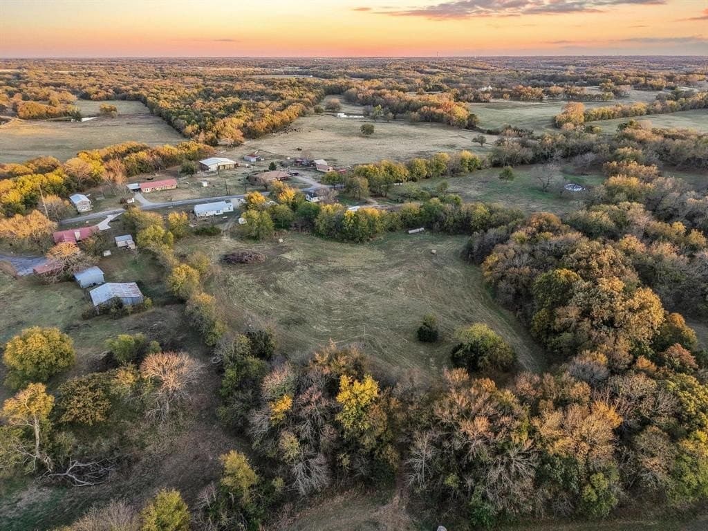 17.53 acres in Grayson County featured view