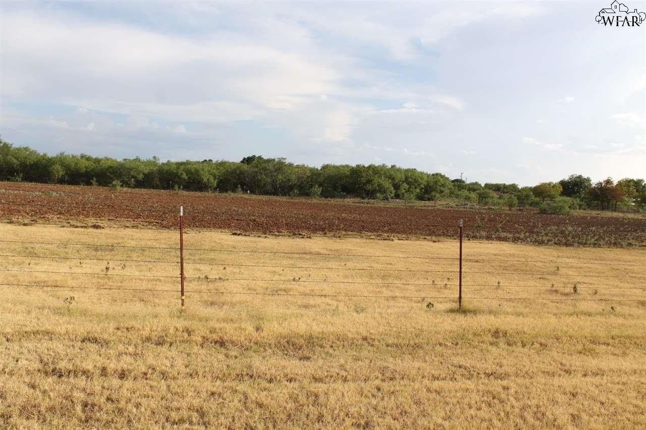 10 acres in Archer County - photo 8