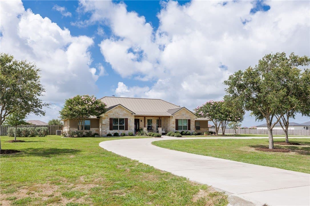 99,317 acres in Nueces County - photo 2