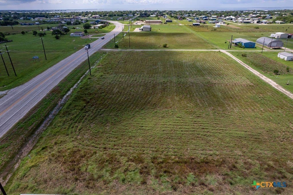 1.52 acres in Calhoun County gallery image 2