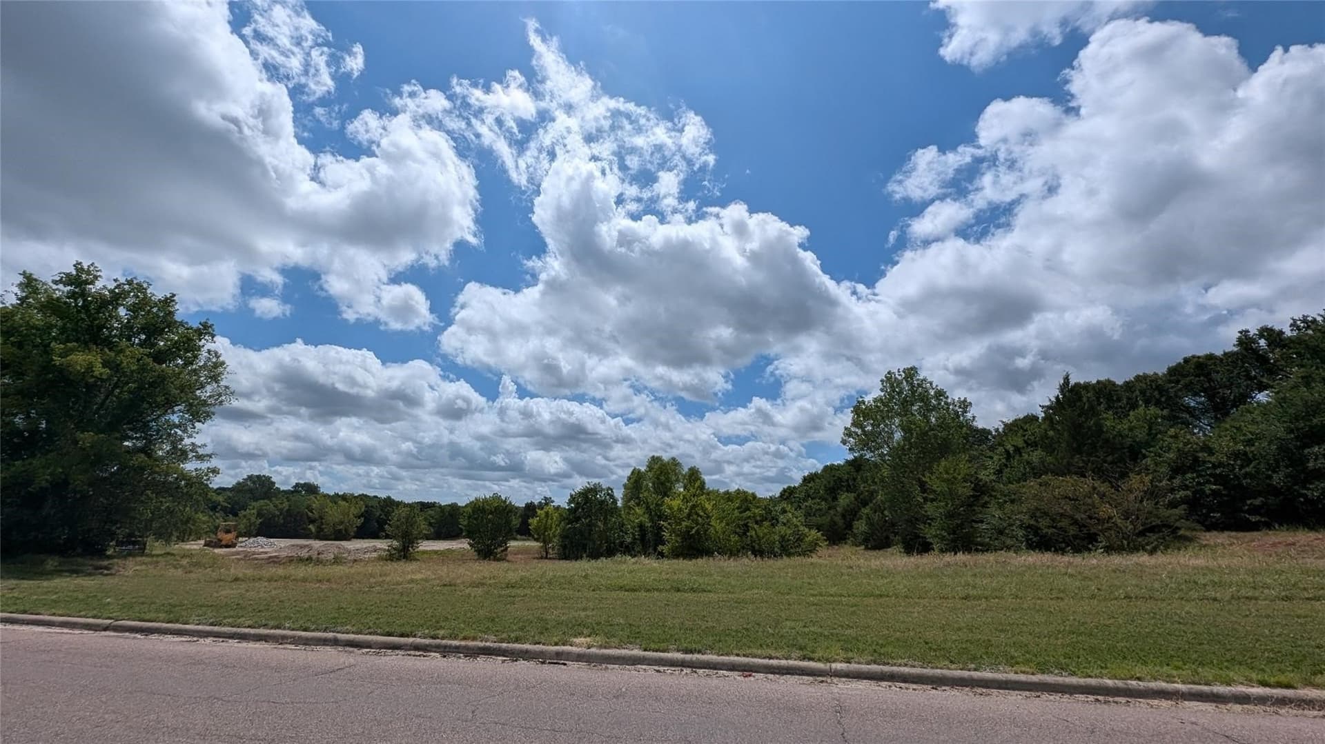 14.03 acres in Grayson County